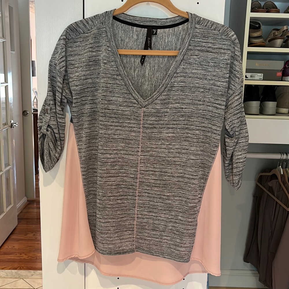 NWIT 3/4 sleeve multi media top